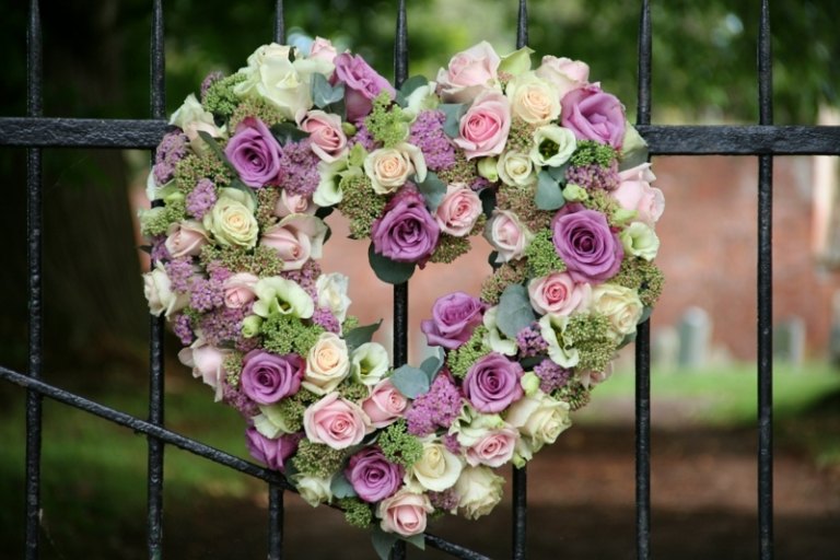 flores casamento tendências grinaldas design formato de coração rosas romântico
