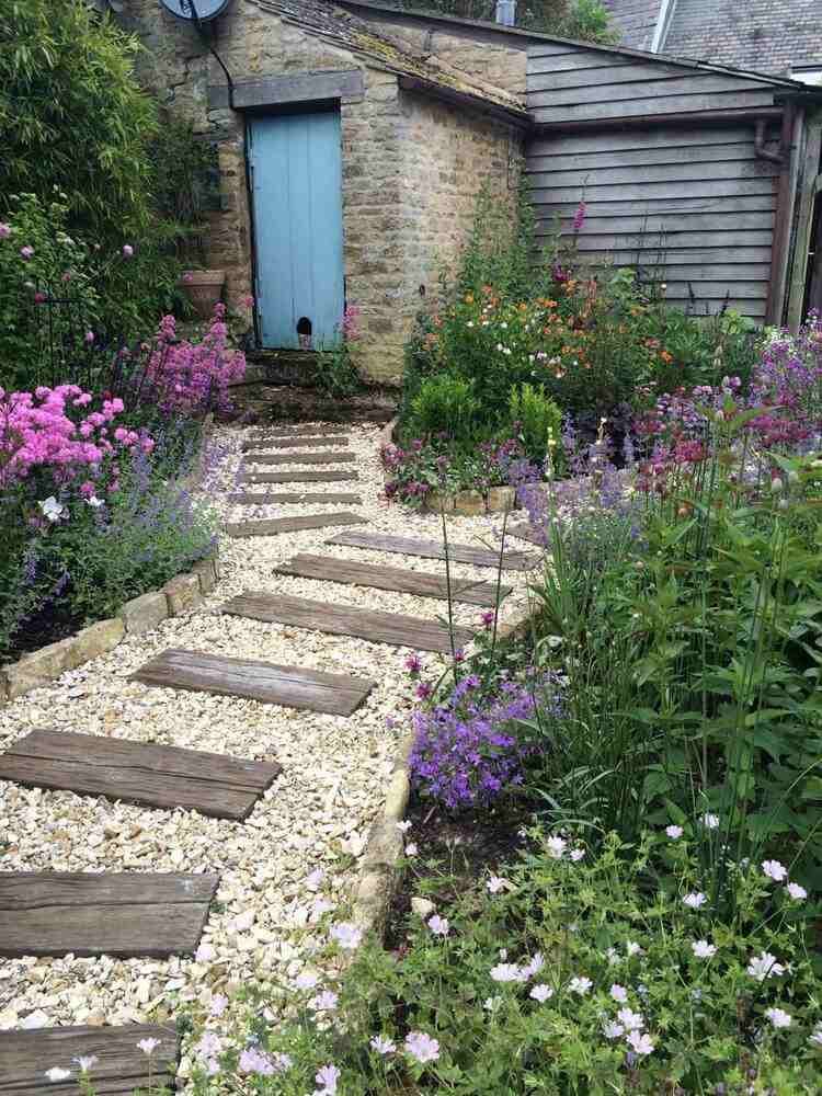 Criando um canteiro de flores em estilo casa de campo Dicas para jardineiros amadores