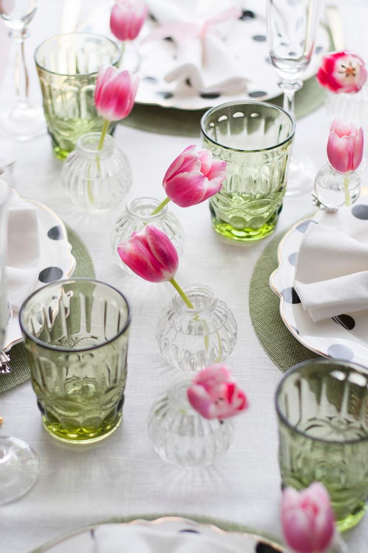 Cobertura de flores de tulipas Decoração de mesa de primavera com ideias de flores
