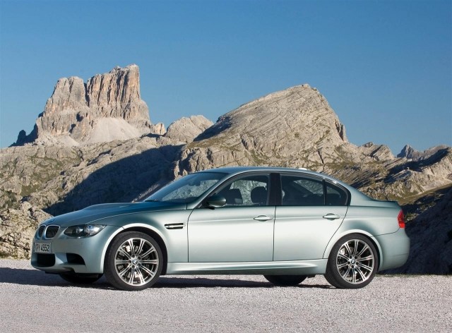 m3-e90-side-mountains-metallic-way