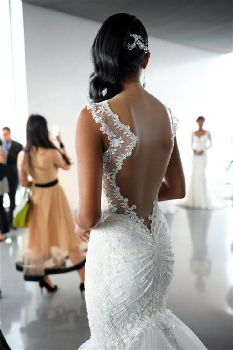 design atraente vestido de noiva de renda sereia acessórios de cabelo penteado