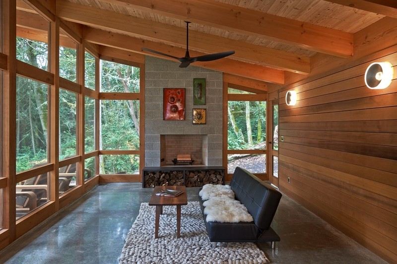 Firewood-store-modern-design-idea-house-forest