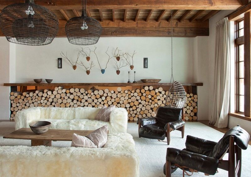 Sala de estar de lenha em estilo escandinavo