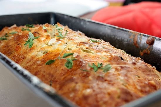 leitelho-erva-parmesão-pão-sem-fermento-