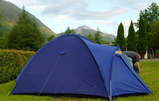 Instalando a barraca corretamente Mantendo Limpando a Floresta do Acampamento