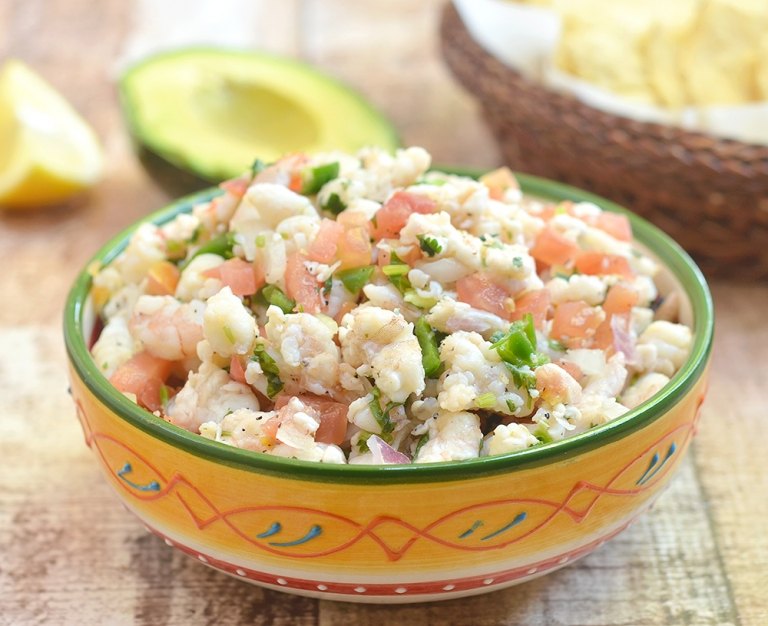 Receita de ceviche para preparar ingredientes de frutos do mar