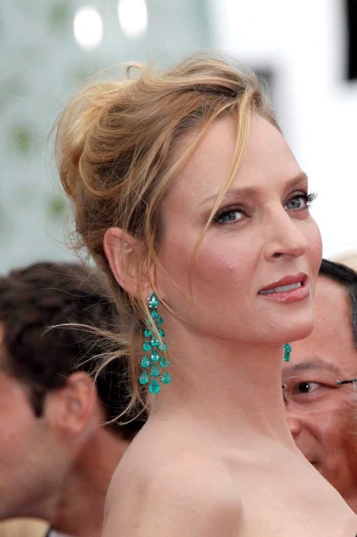 brincos-lustre-cor-de-água-Uma-Thurman