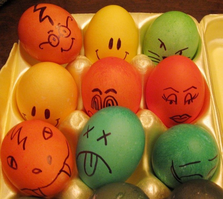 Ovos de Páscoa-pintura-faces-emoções-impressão