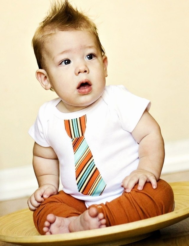 roupas-bebê-menino-laranja-calça-gravata-estampa