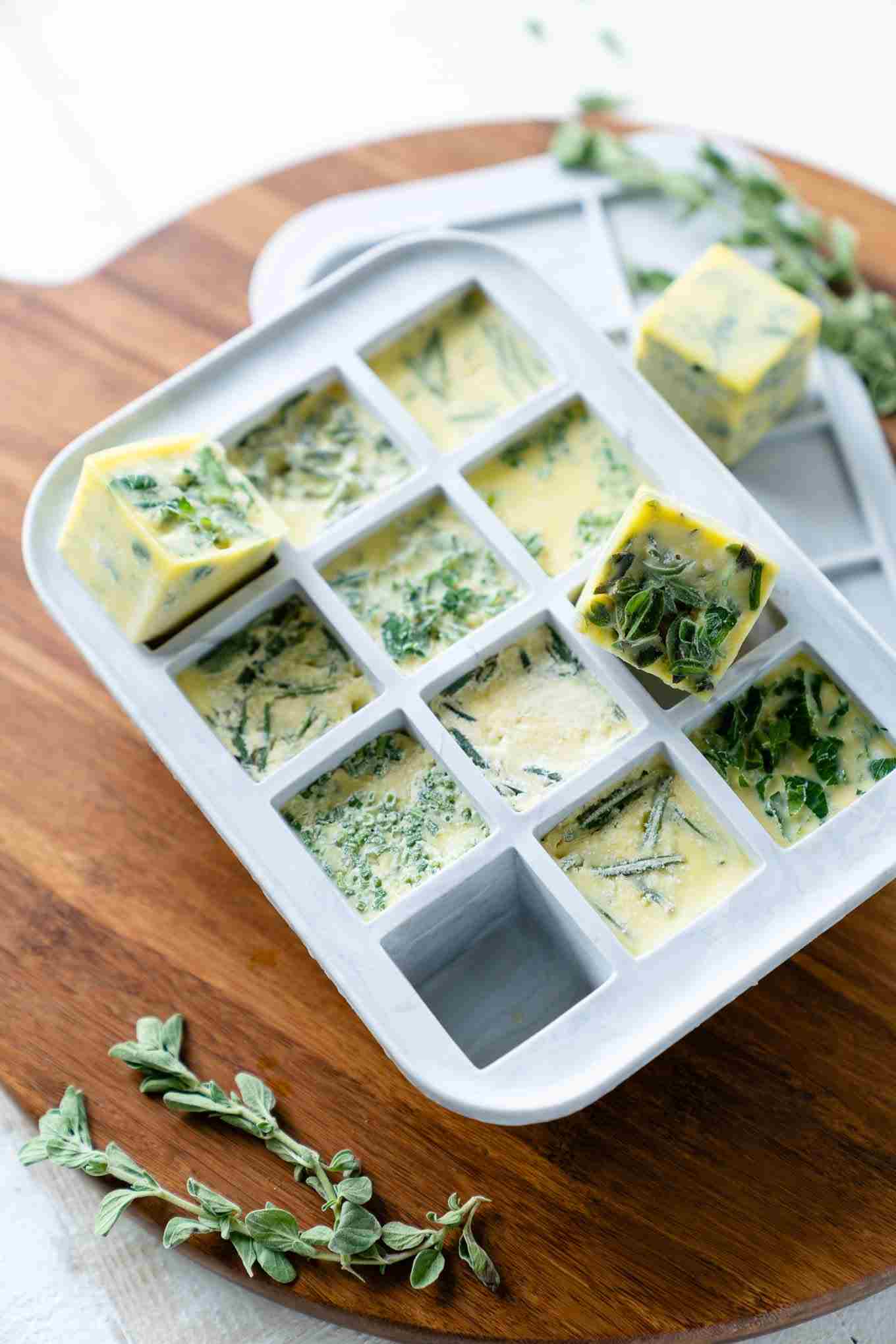 Life Hacks for the Kitchen Molhe ervas na manteiga