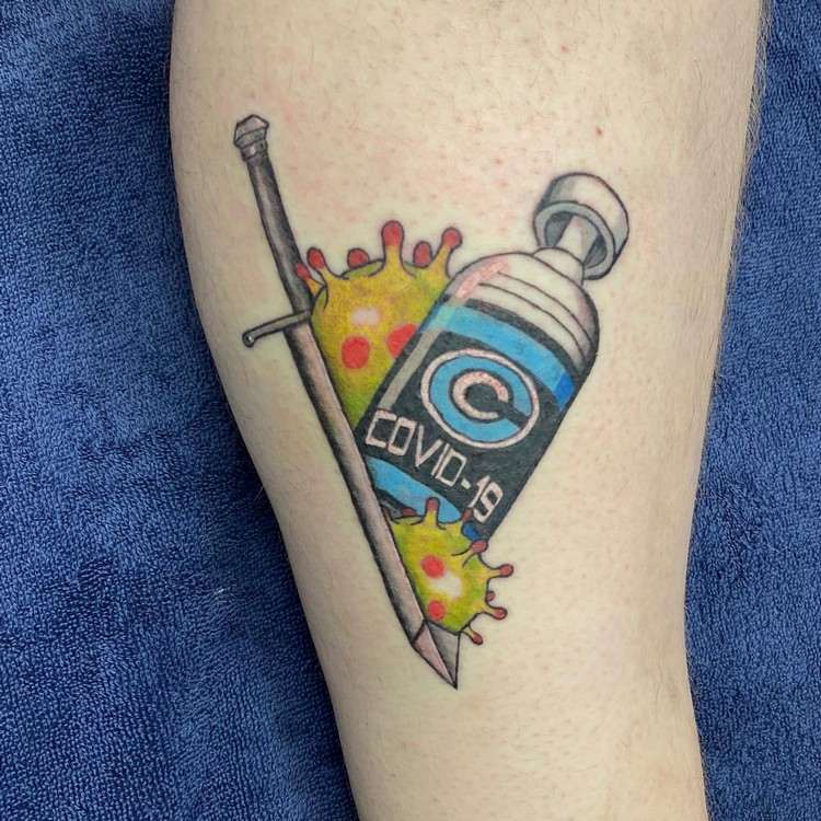 Tatuagens com tendências de tatuagem de significado 2020 tatuagem em corona