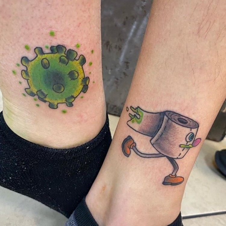 Tatuagem de tornozelo ideias pequenas tatuagens com significado Corona Tattoo Trend