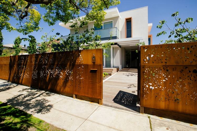 Tela de privacidade de aço corten -garden-fence-laser-cut-decorativo