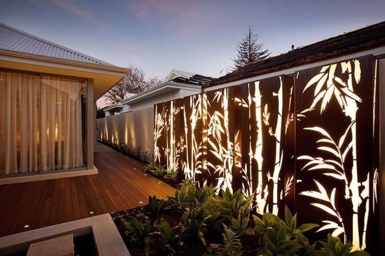 Tela de privacidade de aço Corten -garden-bambu-motivo-iluminação led