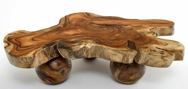 Mesa de centro-madeira-disco-natural-materiais-mesa-pernas-redondo-formato esférico-desigual