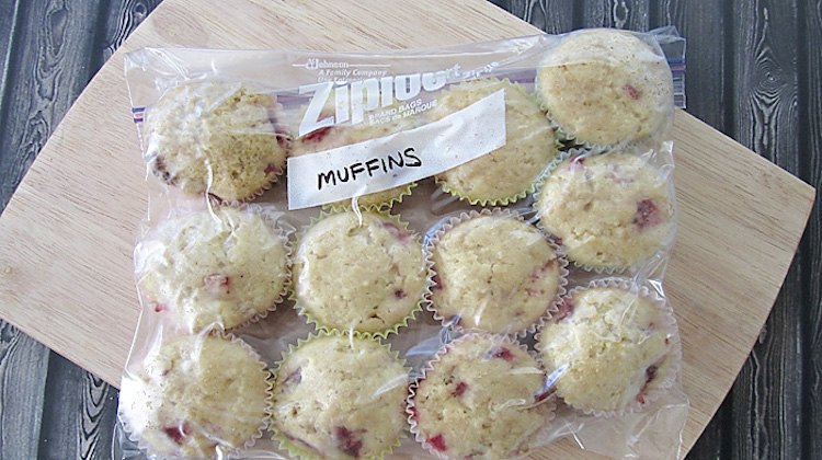 Congelar muffins de groselha