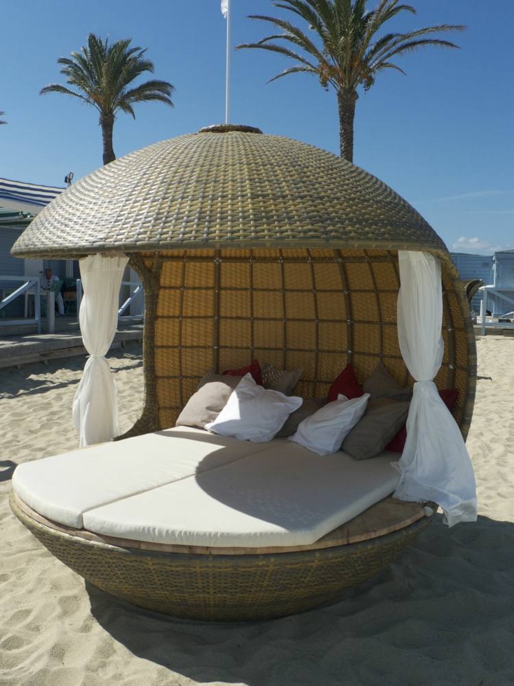 espreguiçadeira cocoon rattan round design outdoor praia natureza