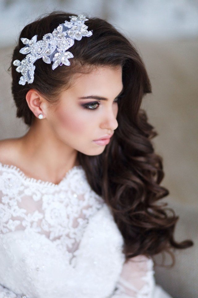 Bochechas com broches de cabelo com blush brilhante ideias de acessórios para o cabelo