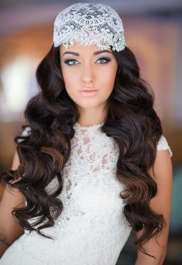 Tendências da moda para casamento-cocares-renda-bordados sombra cinza tons-cílios