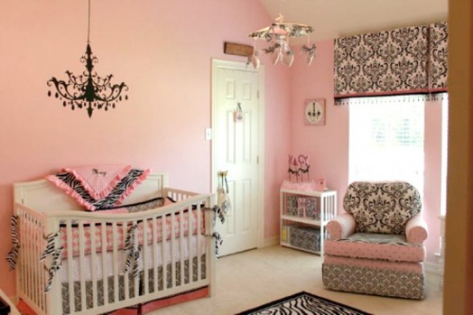 ideias de decoração para quartos infantis com padrões de animais rosa