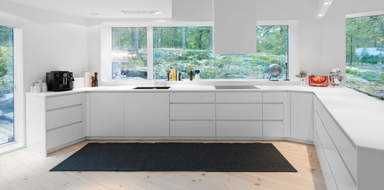 tapete de cozinha deco armários minimalistas em preto e branco