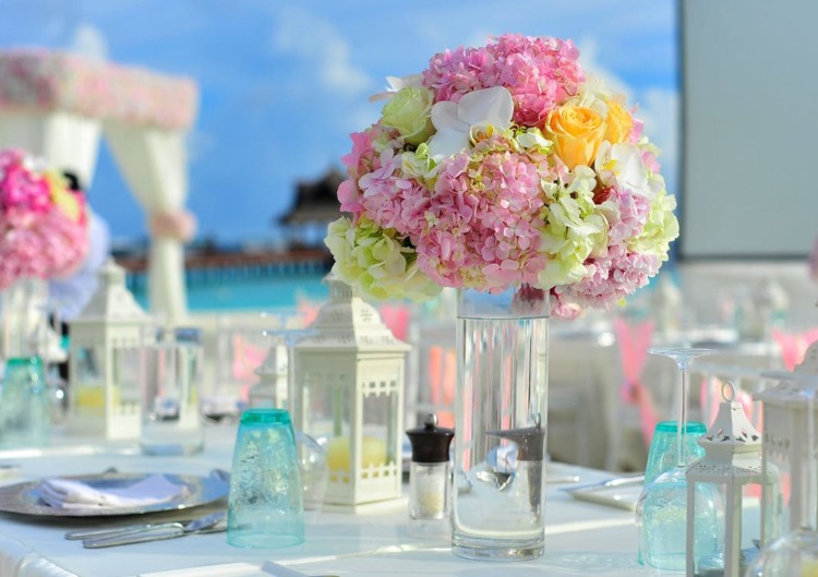 decoração com flores cortadas vaso de vidro para mesa romântica de primavera