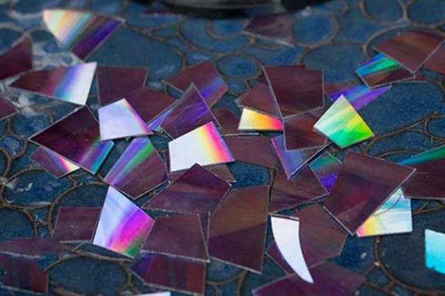 faça você mesmo a decoração de peças de cd em mosaico
