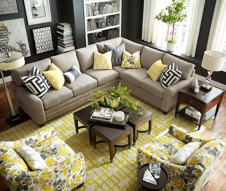 decoração-sala de estar-têxteis-sofá-almofadas-estofamento-acentos coloridos