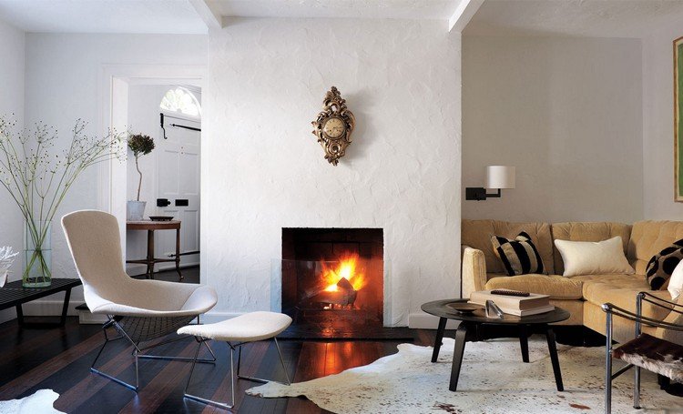 decoração-sala-lareira-parede-decoração-parede-relógio-decoração-dicas