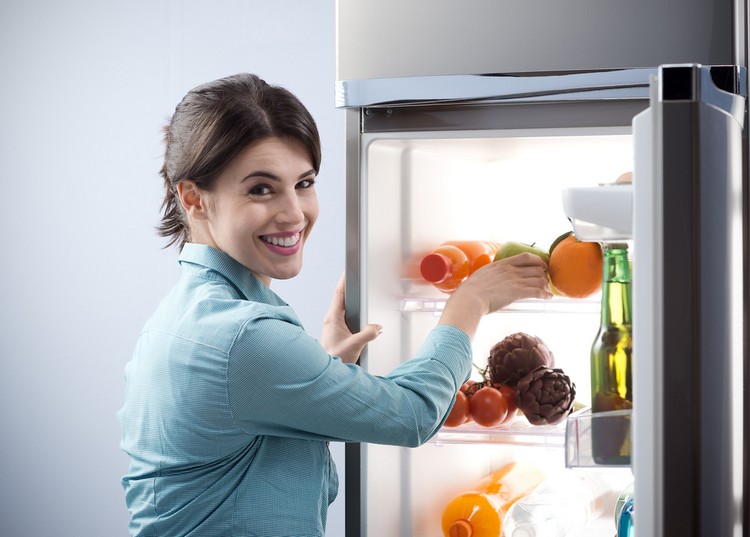 Encontre dicas-compre-regularmente-estoque a geladeira