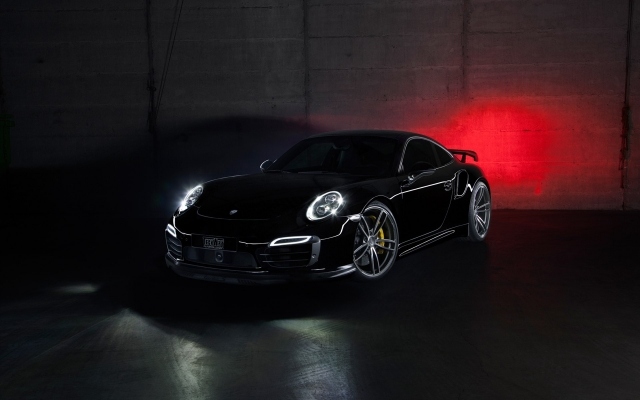 Melhorias do Porsche 911 Turbo Techart de 2014 no aro padrão de 20 polegadas