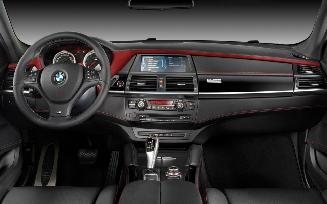 Interior do BMW X6 M Design Edition 2014