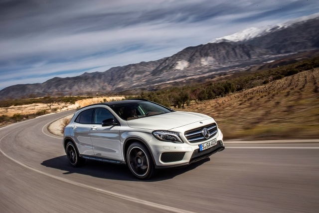 gla_class-mercedes-benz-on-the-way