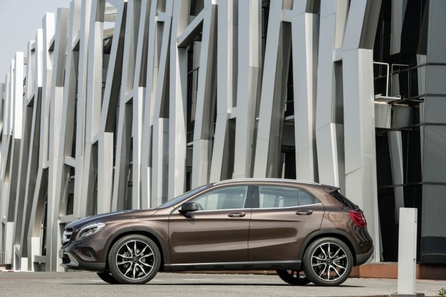 mercedes-gla-2015-GLA-class-page