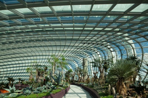 Jardim de inverno gigante do Gardens-by-the-Bay