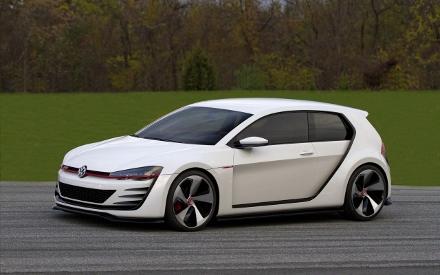 VW Golf Design Vision GTI na lateral