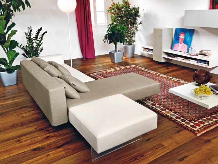 design-sofá-sala-bege-estofamento-ar-otomano
