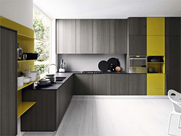 cozinha italiana design moderno cores harmoniosas amarelo cinza escuro