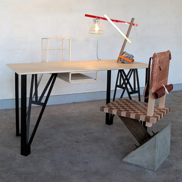 exposição de arte moderna cadeira de abajur de mesa aparência industrial