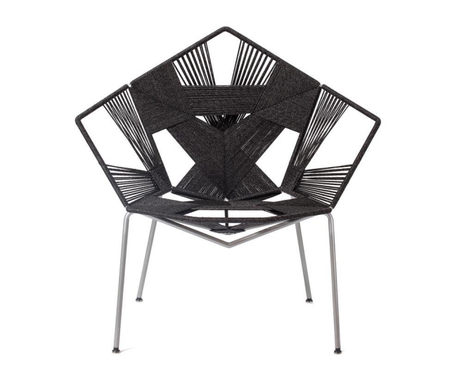 cadeiras de design COD cinza escuro com estrutura de aço inoxidável tecida