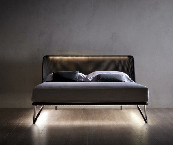 Essentia-bed-of-Flou-down-lighting