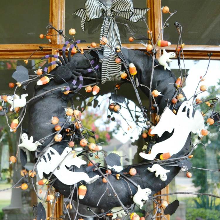 decorações assustadoras de halloween grinalda fantasma bagas ramos pretos