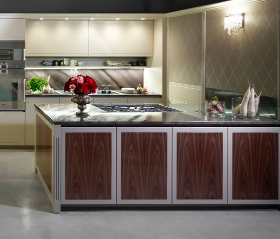 Coleção de cozinha Arthesi Elegante cozinha equipada madeira, mármore, material