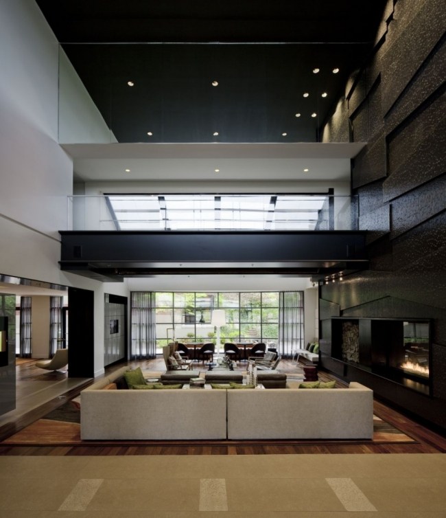 lobby com design moderno, David Ash, sofá espaçoso