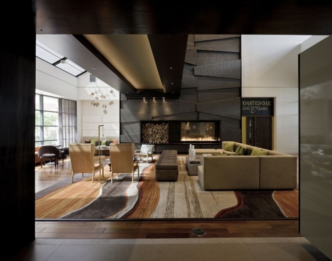 lobby com design moderno Baronette Renaissance Hotel Michigan