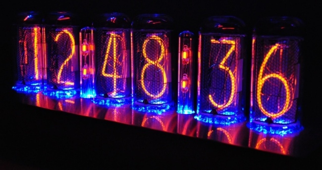 Nixie tubo relógio noite luz vermelha azul