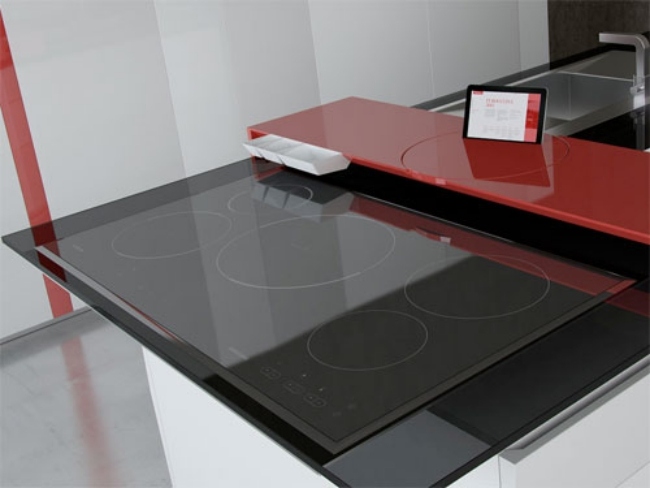 cozinha designer de prisma de superfície com tela de toque por experientia toncelli