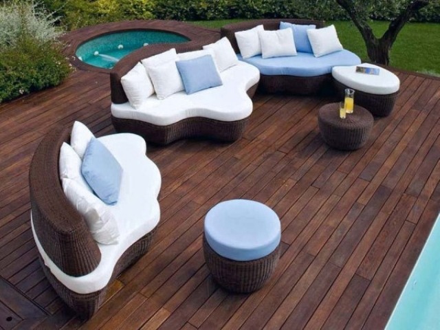 Móveis de design formas modernas piscina terraço jardim