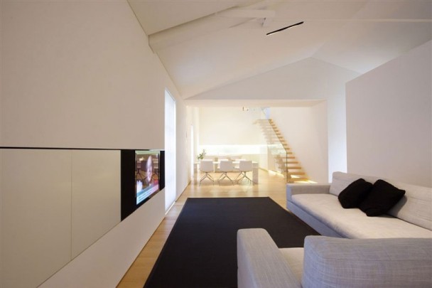 apartamento duplex minimalismo branco
