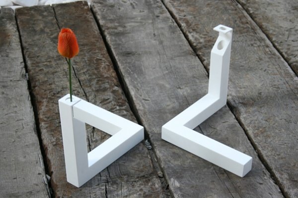 Vaso de flores 90 ° - cerâmica branca - ilusão de ótica Cuatro Cuatros